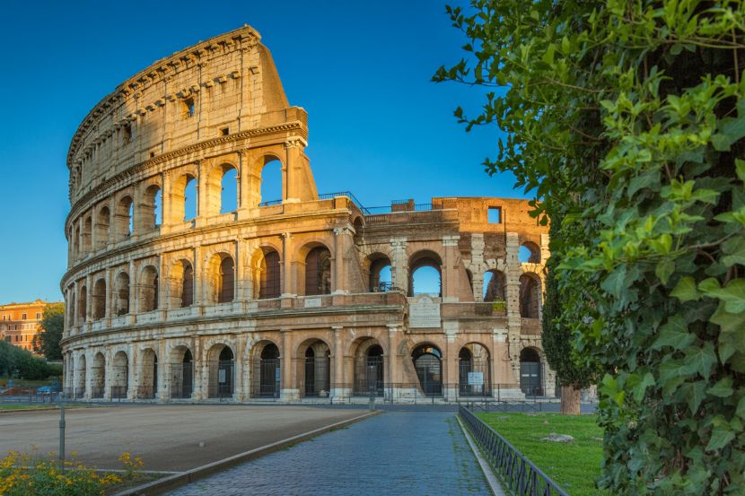 Menikmati Pesona Italia dan Eropa Timur Bersama MyTravelink