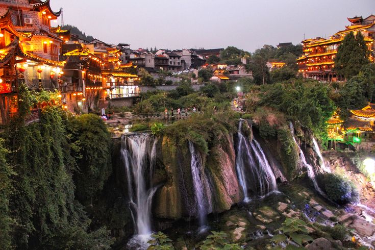 CHINA HALAL TRIP (QIANJIANG - FENGHUANG - ZHANGJIAJIE)